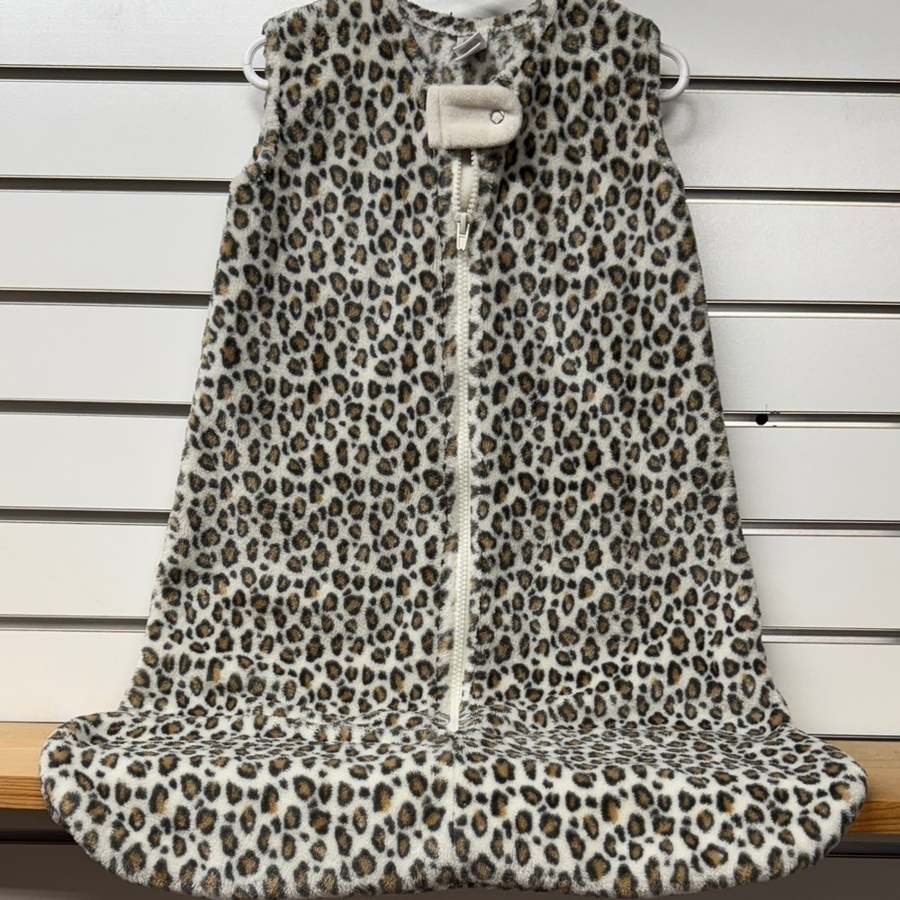 HB Leopard cheetah soft plush fleece Print baby sleep sack size 6-12 months med